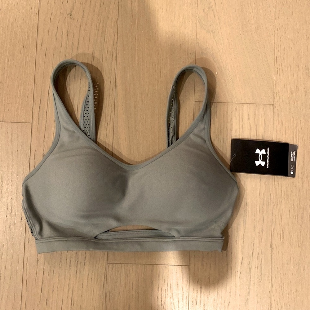 NWT Under Armour Sports Bra